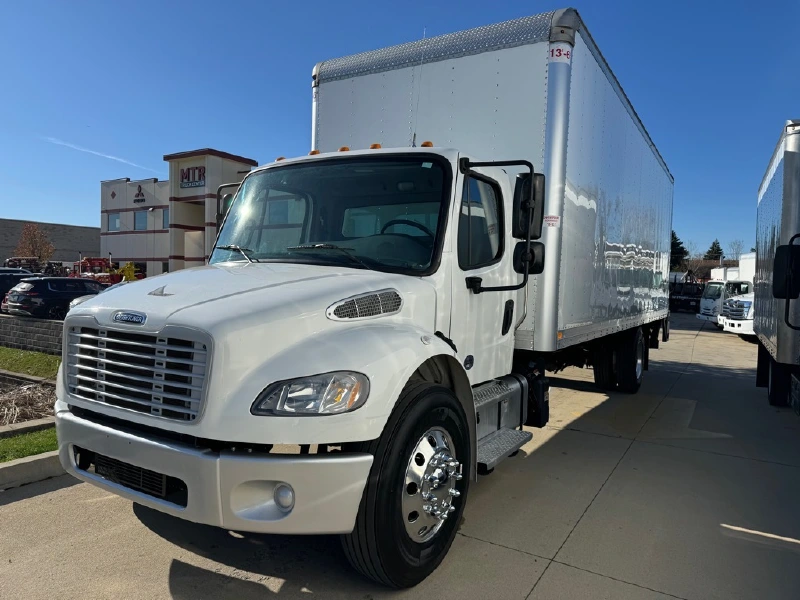 2022 FREIGHTLINER BUSINESS CLASS M2 106