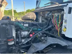 2007 VOLVO 670
