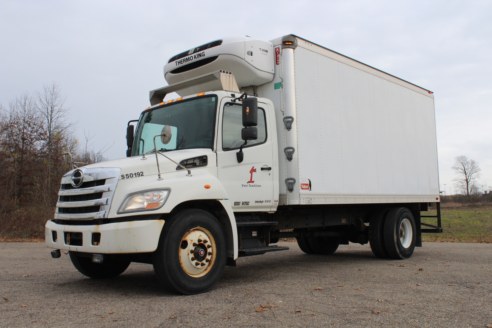 2013 HINO 338 in Youngstown, OH