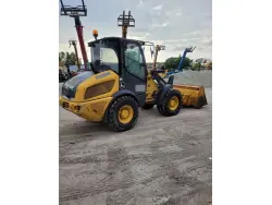 2018 JOHN DEERE 204L