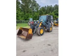 2018 JOHN DEERE 204L