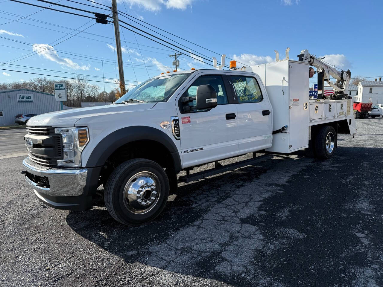 2019 Ford F-550 photo 2