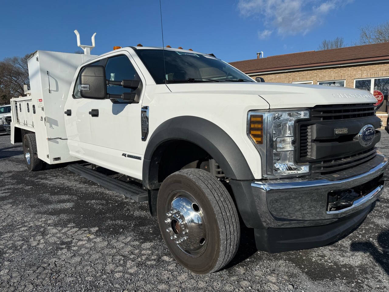 2019 Ford F-550 photo 4