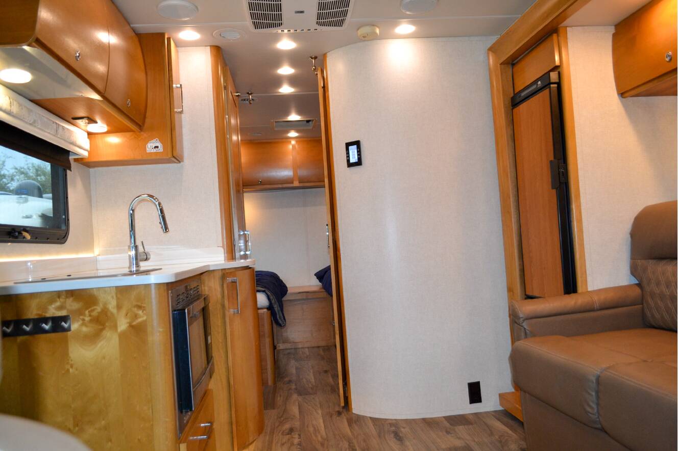 A photo of this 2019 Tiffin Motorhomes WAYFARER 24 TW
