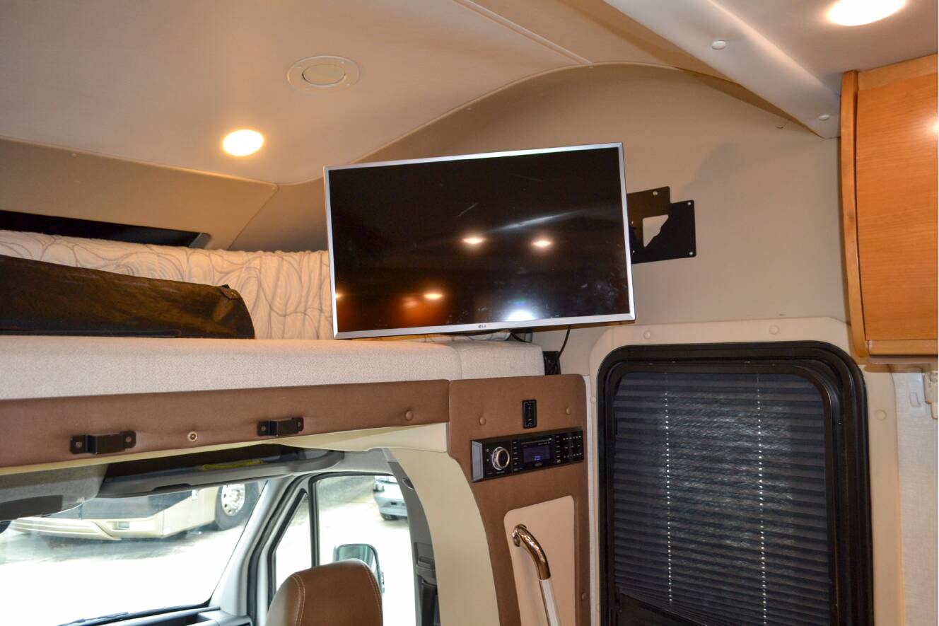 A photo of this 2019 Tiffin Motorhomes WAYFARER 24 TW