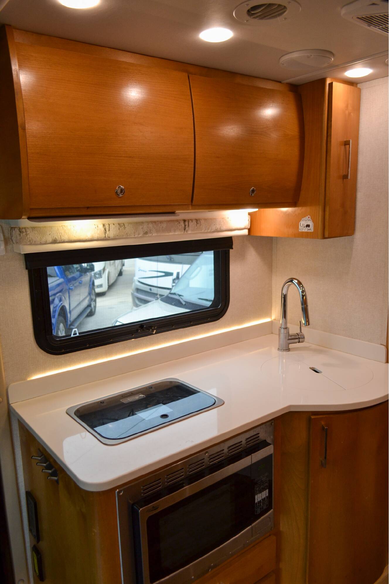 A photo of this 2019 Tiffin Motorhomes WAYFARER 24 TW