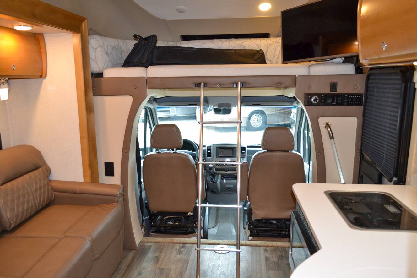 A photo of this 2019 Tiffin Motorhomes WAYFARER 24 TW