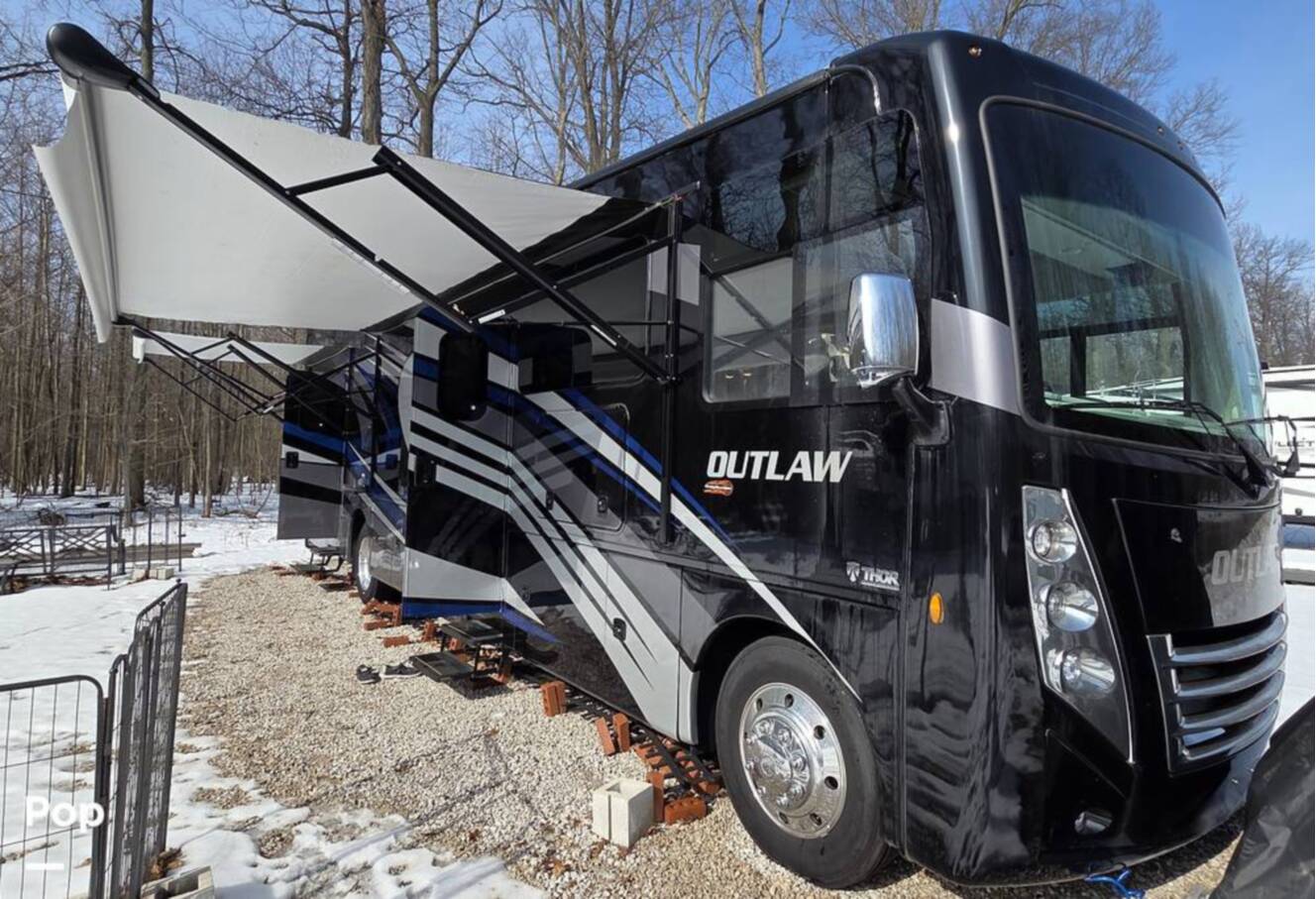 A photo of this 2023 Thor Motor Coach Outlaw 38KB