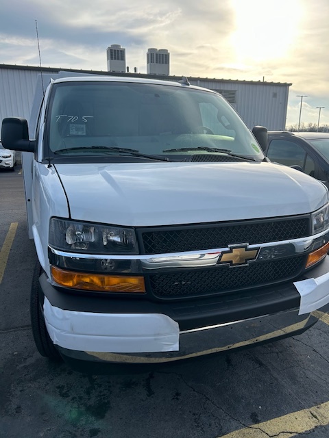 2025 CHEVROLET EXPRESS 3500 in Grand Rapids, MI