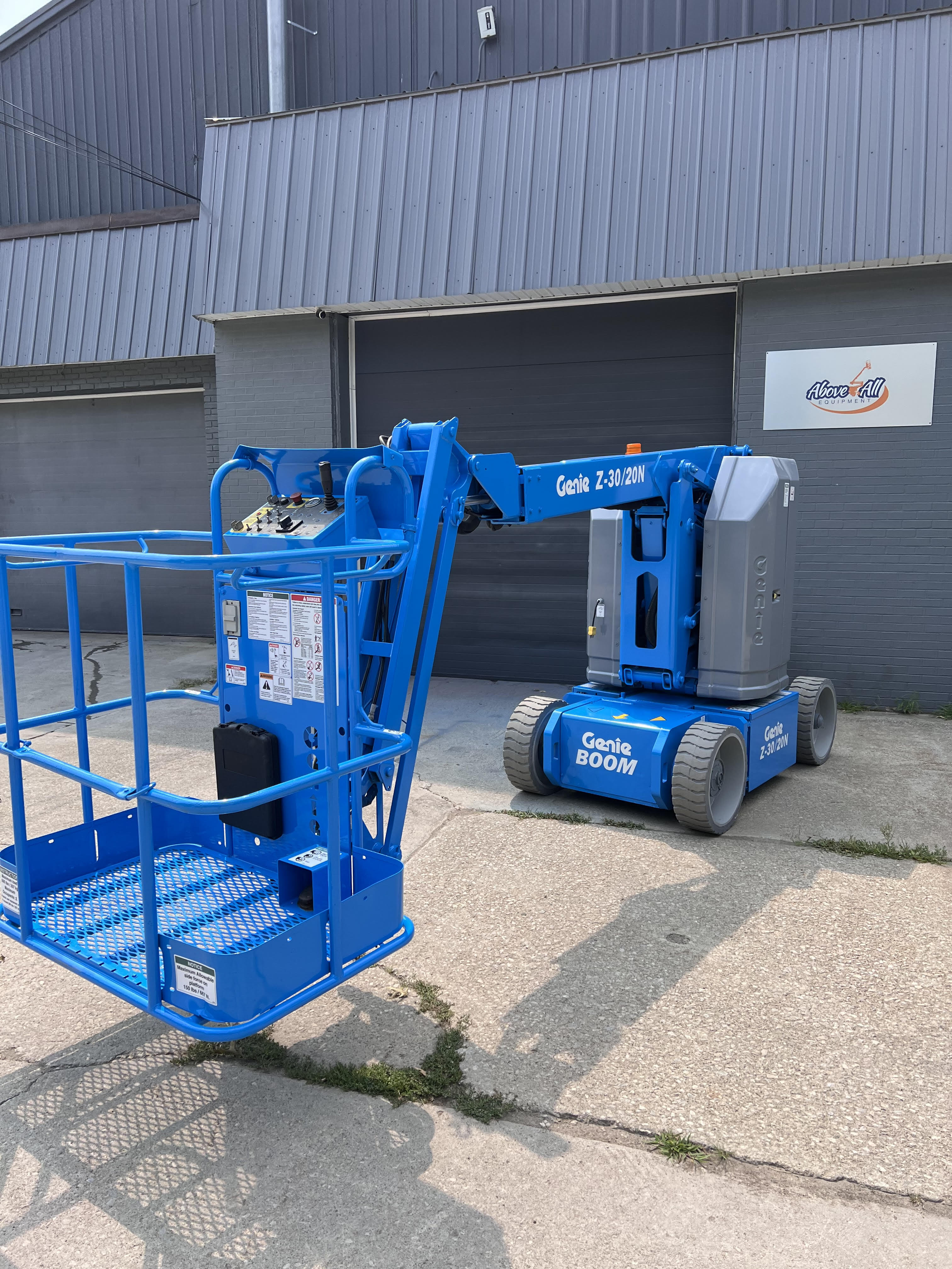 2026 GENIE Z30-20N Articulated Boom Lift