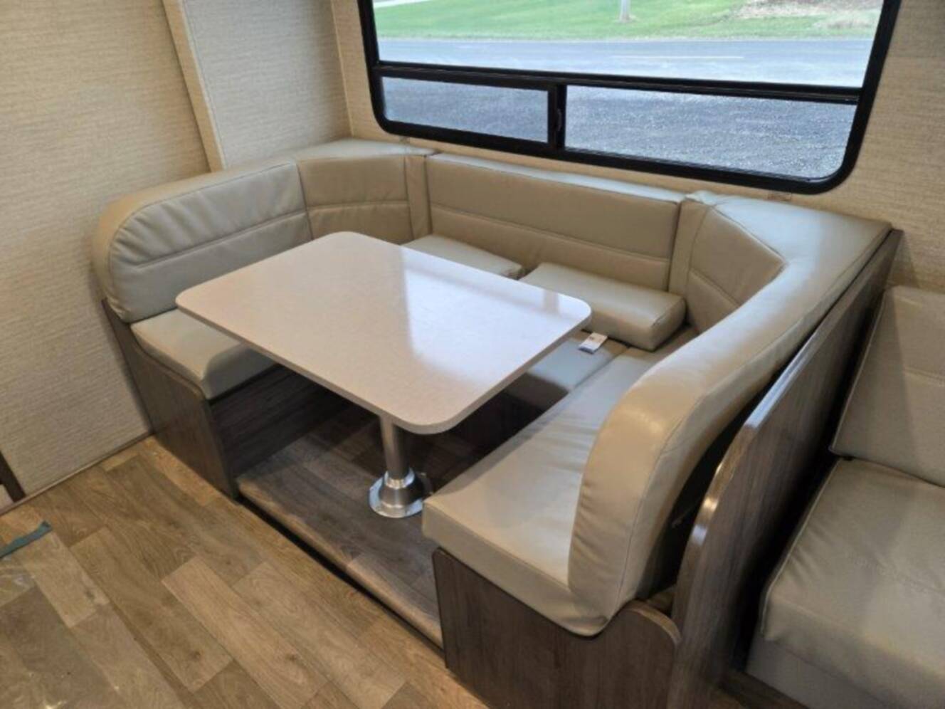 A photo of this 2025 Winnebago MINNIE WINNIE 31K