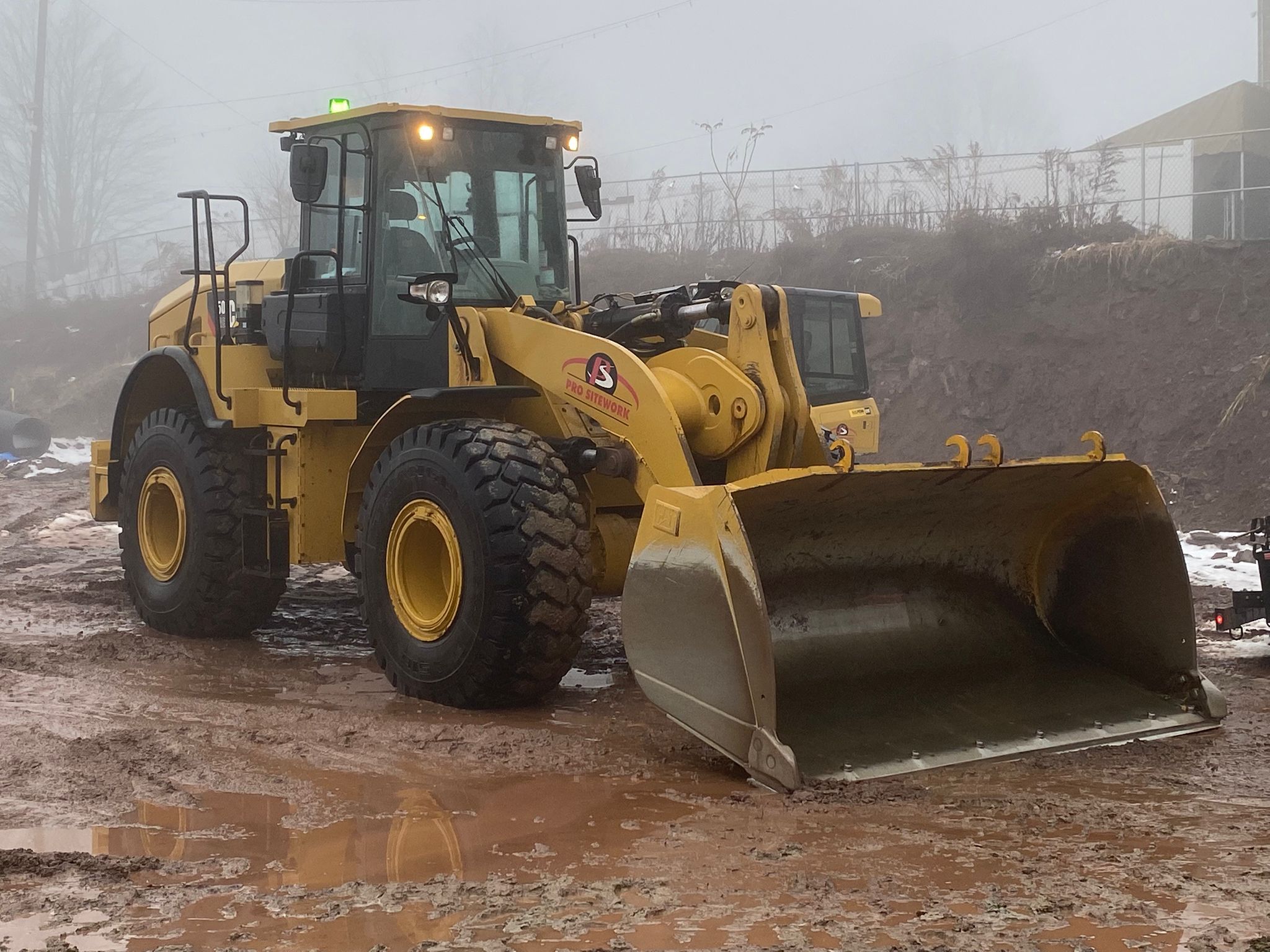 2018 CATERPILLAR 950GC in Monroe, NY