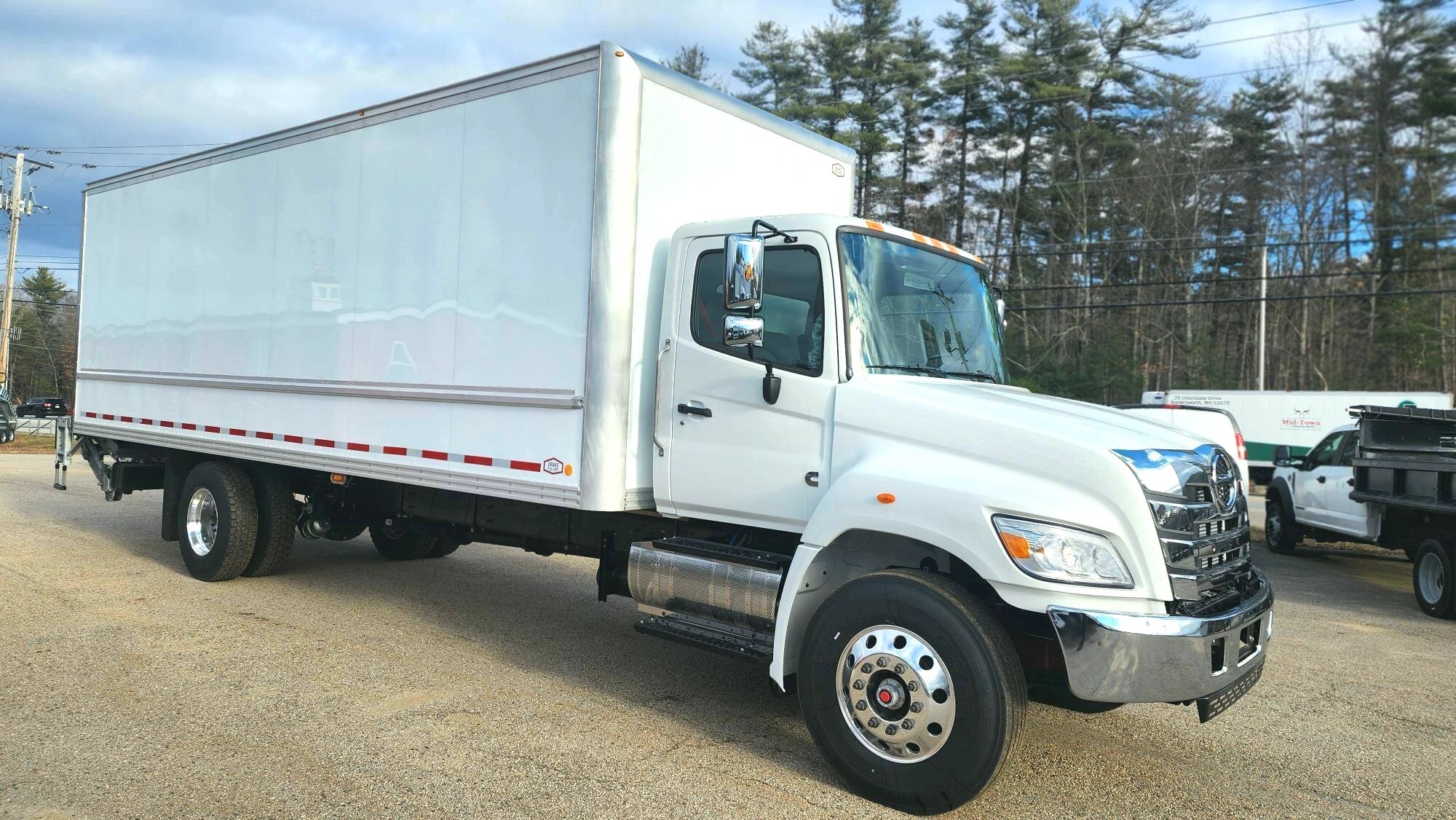 2025 HINO XL7 26' BOX TRUCK in Portsmouth, NH