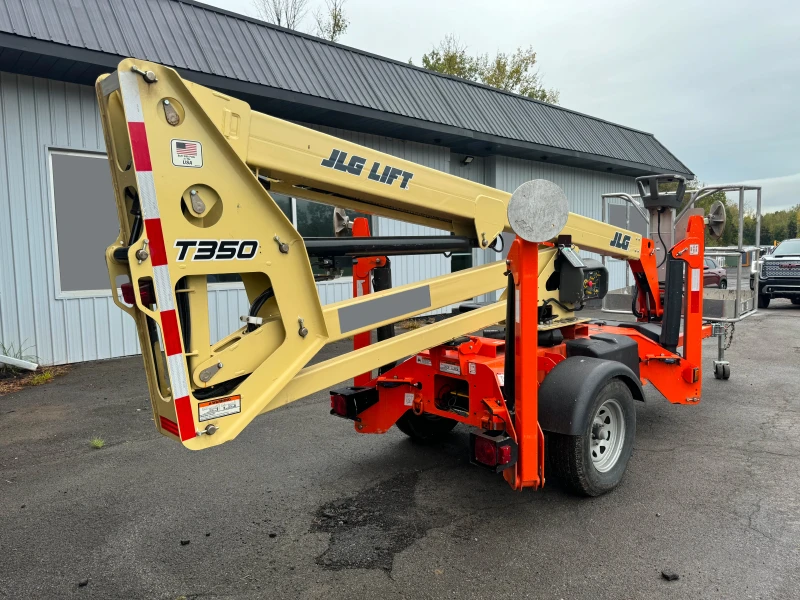 2023 JLG T350