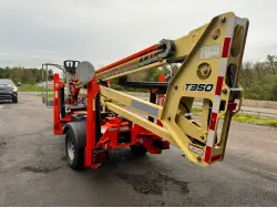 2023 JLG T350