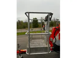 2023 JLG T350