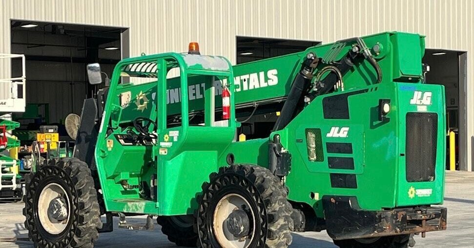 2017 SKYTRAK 8042 in Boston, MA