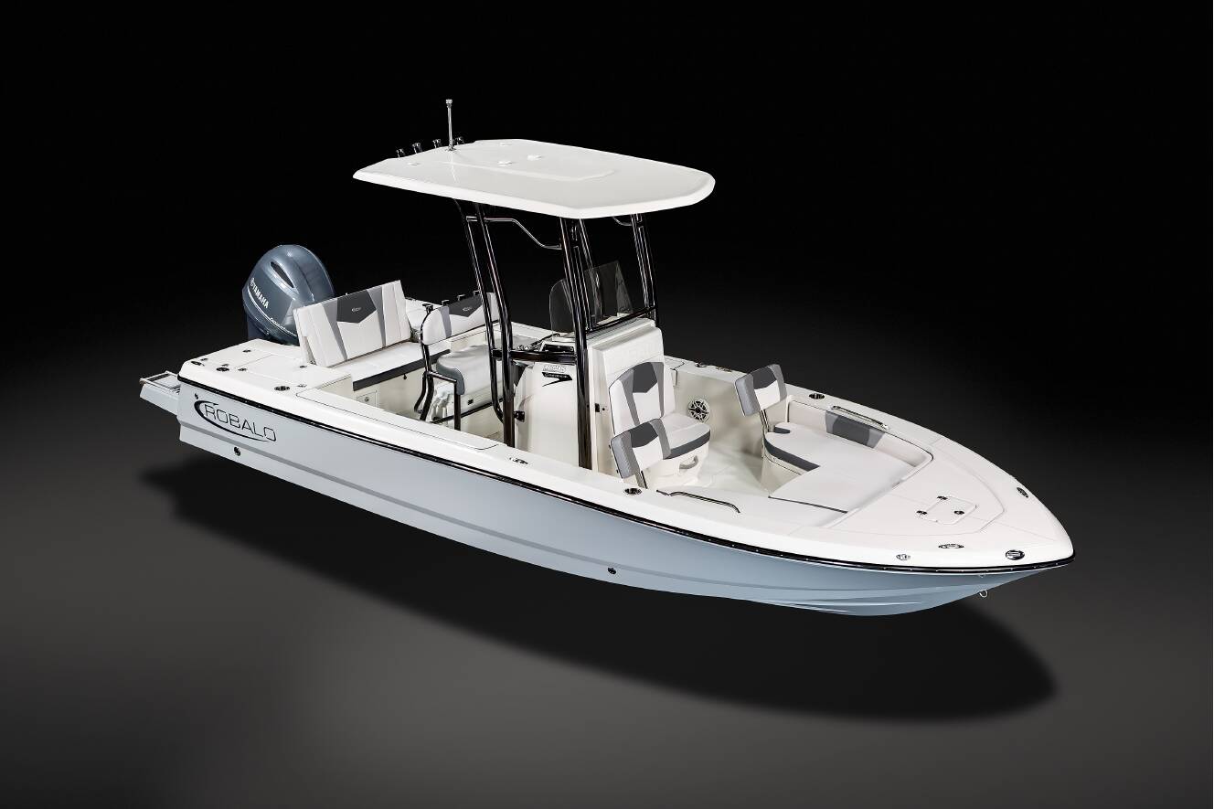 A photo of this 2024 Robalo 226 Cayman