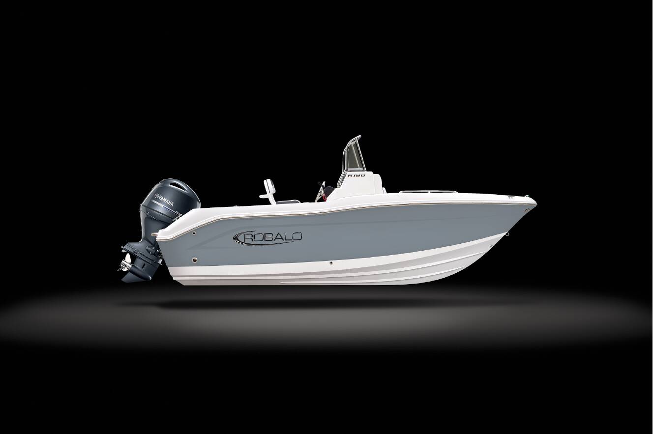 A photo of this 2024 Robalo R180