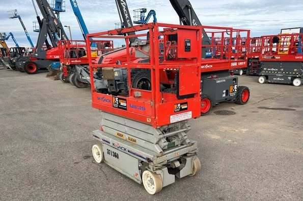 2016 SKYJACK SJIII3219 in Matthews, NC