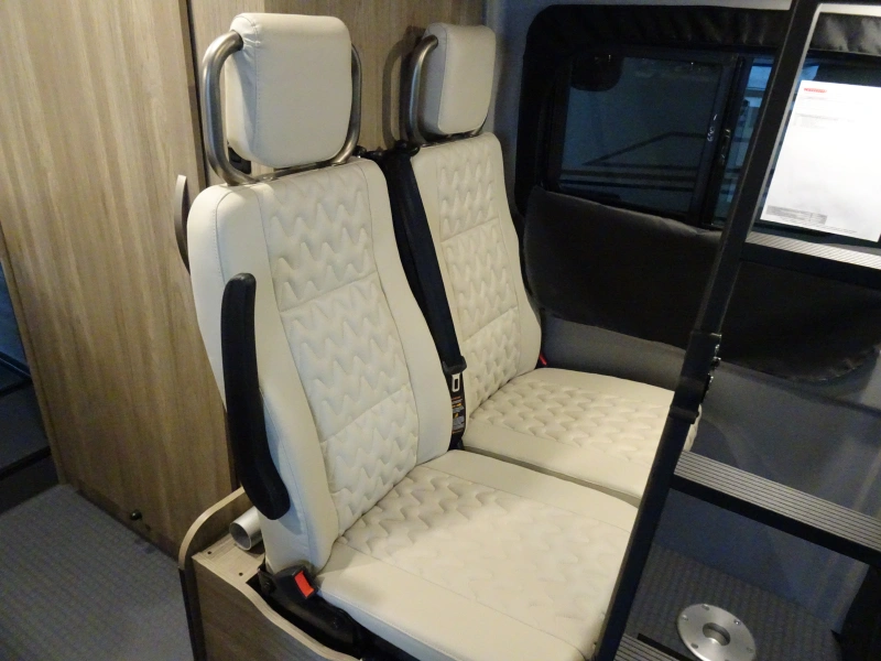 2025 WINNEBAGO SOLIS 59PX