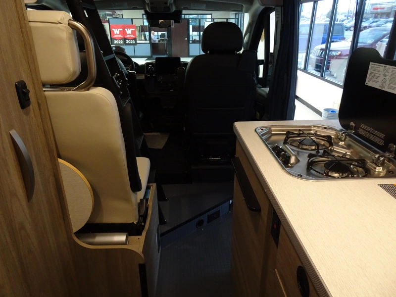 2025 WINNEBAGO SOLIS 59PX