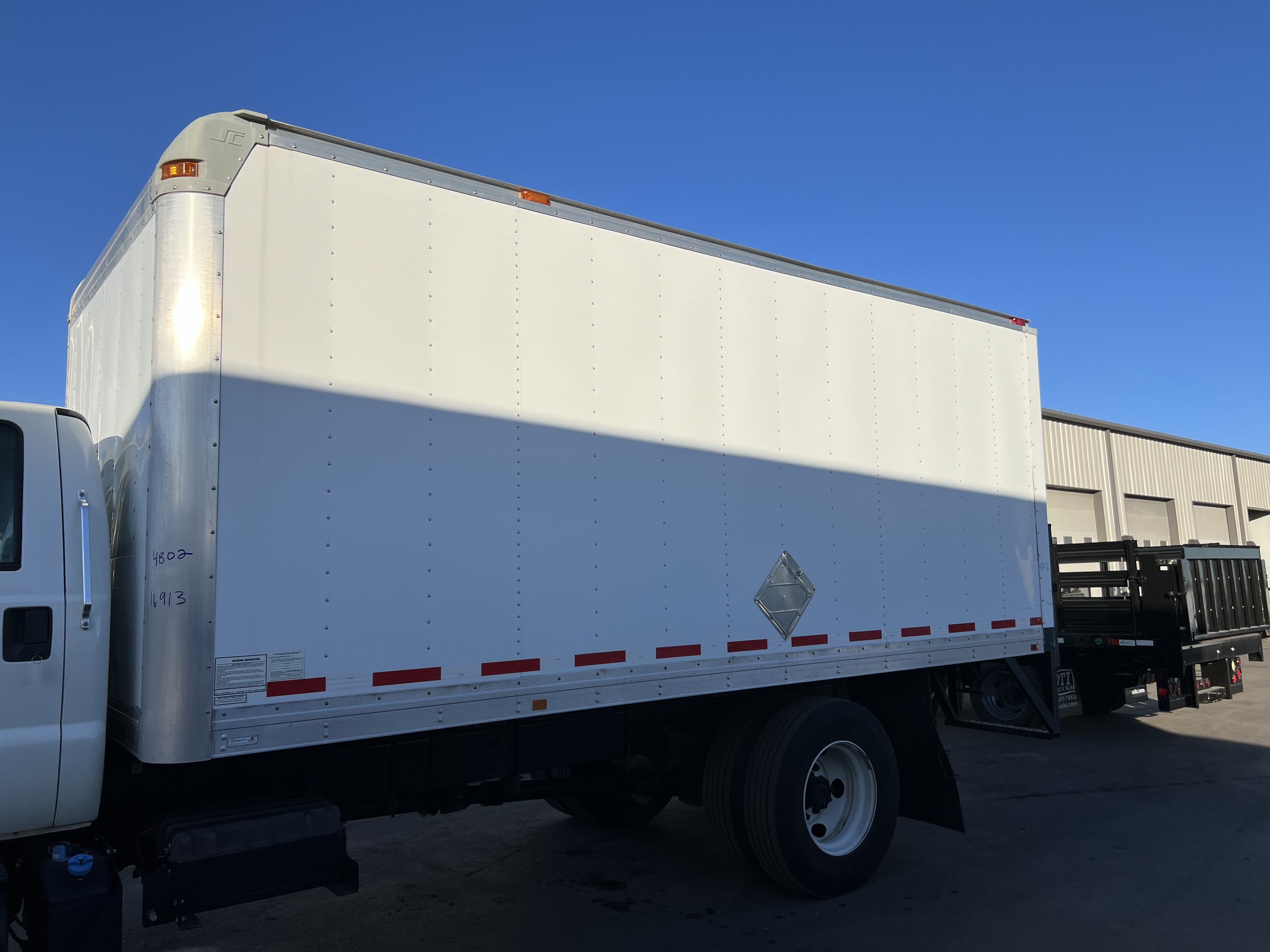 2013 SUPREME 18'L in Denver, CO