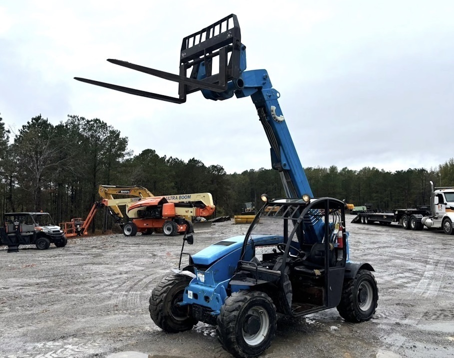 2018 GENIE GTH-5519 in Tampa, FL