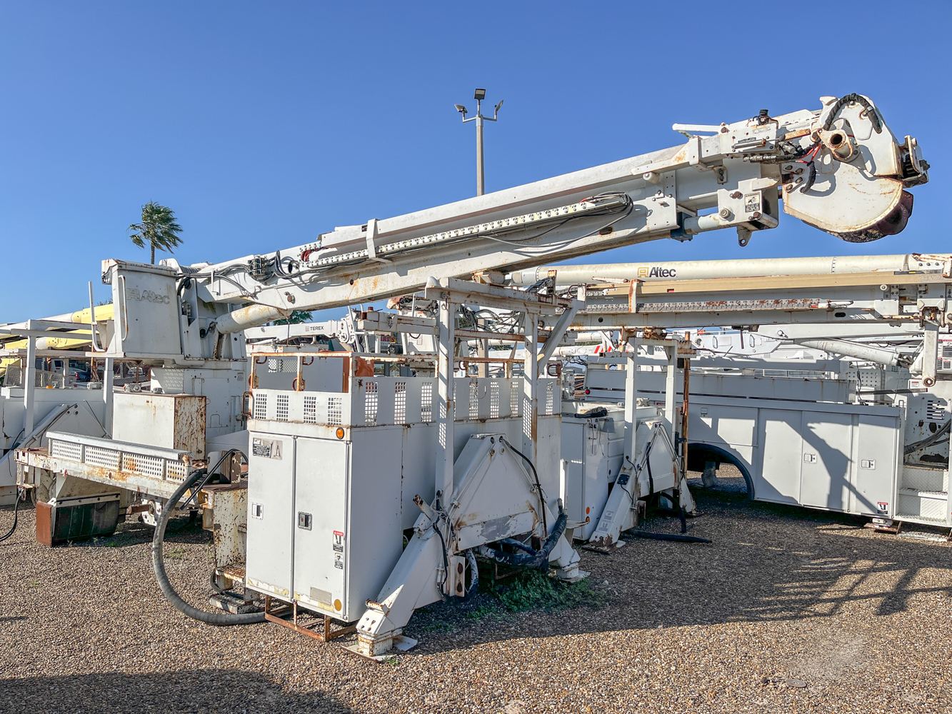 2004 ALTEC D947 TR in Mcallen, TX