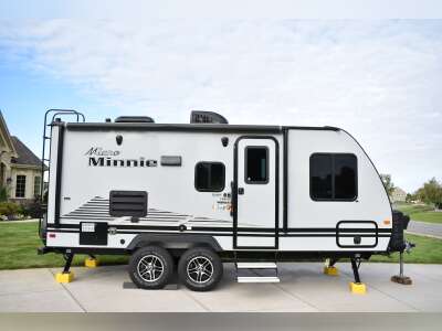 Used Winnebago Travel Trailer Campers For Sale in Wisconsin - RV
