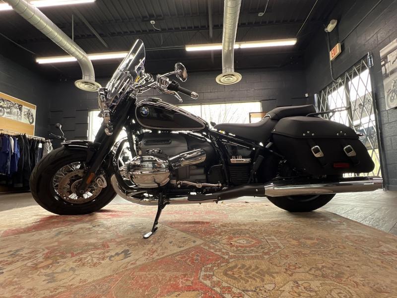 【未使用】BMW MOTORRAD R18 FIRST EDITION 2021 BMW R 18 First Edition | Seattle Used Bikes