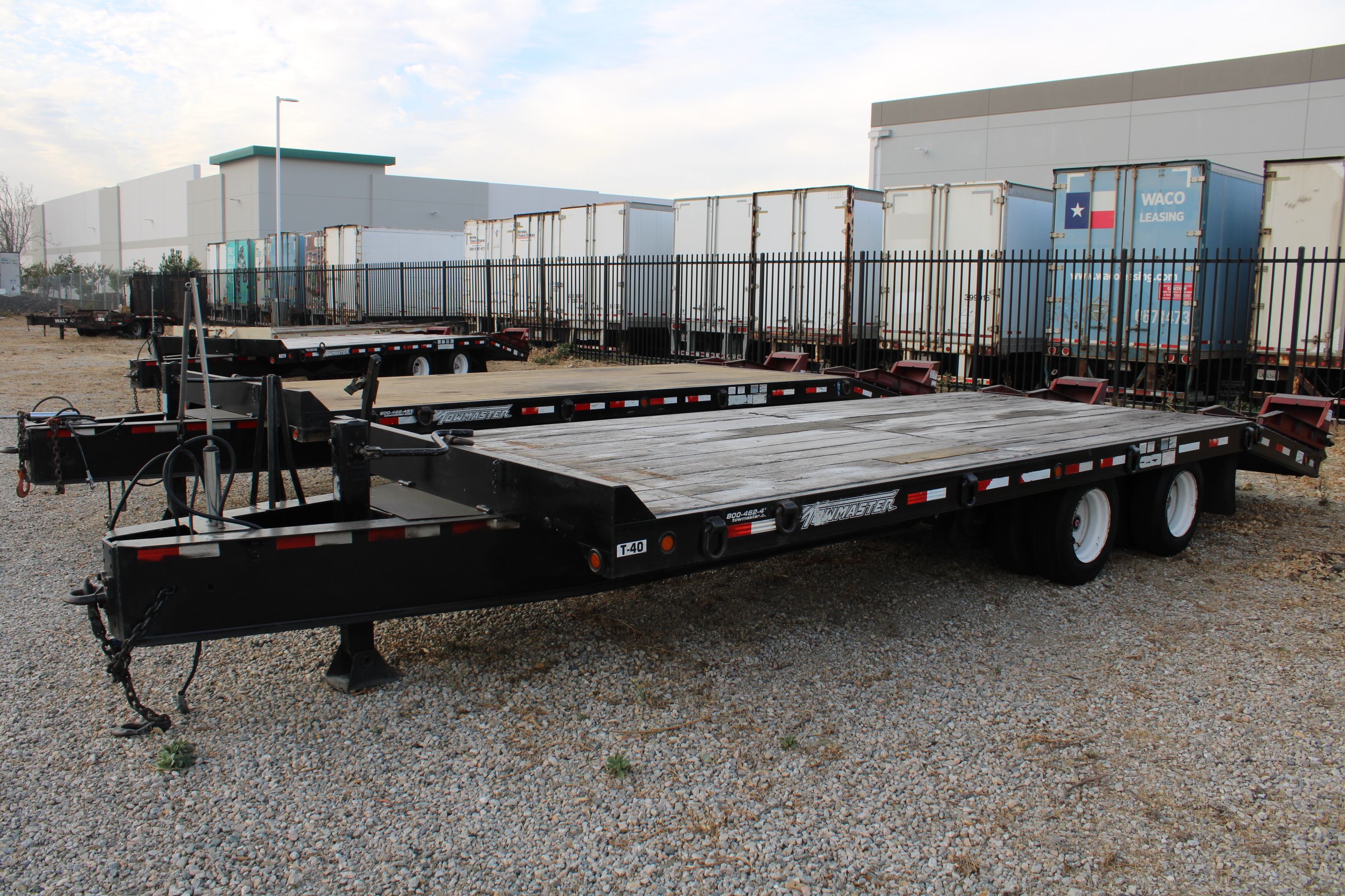 2007 TOW MASTER T-40 Equipment Transport Trailer Beavertail 20 Ton in Fontana, CA