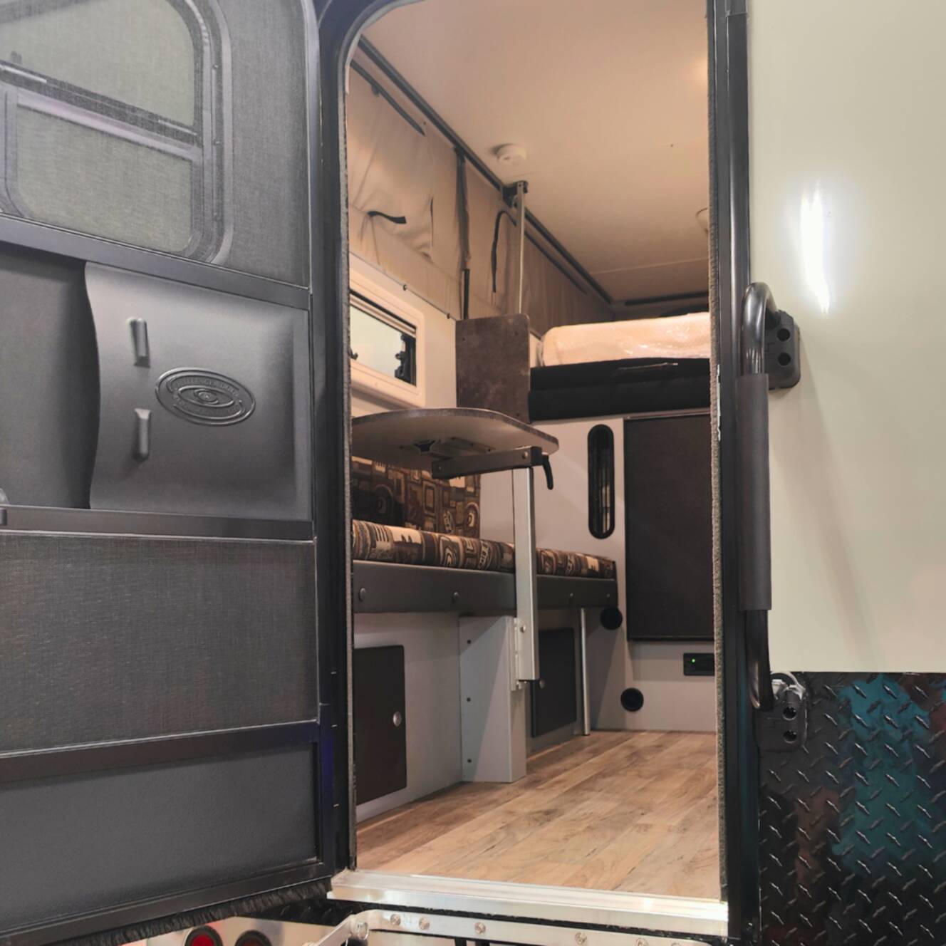 A photo of this 2024 Bundutecusa Free built for a Flatbed