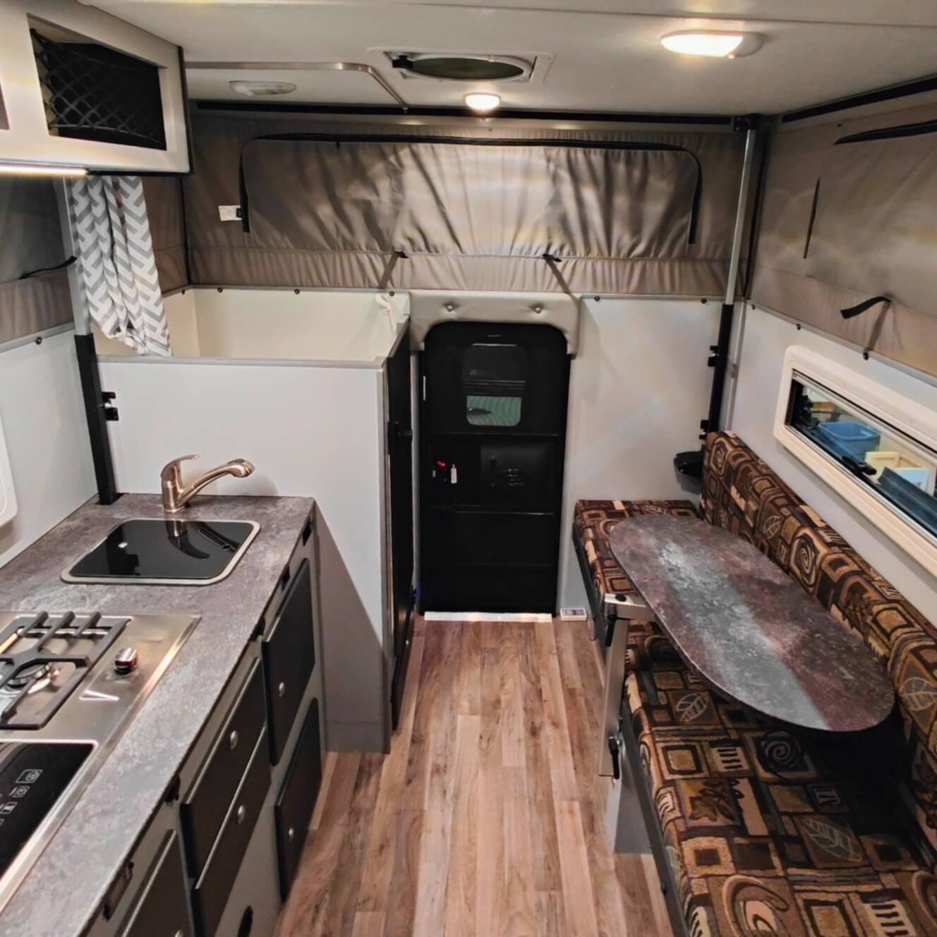 A photo of this 2024 Bundutecusa Free built for a Flatbed