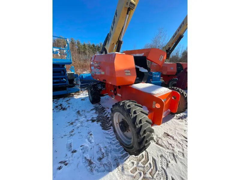 2016 JLG 660SJ