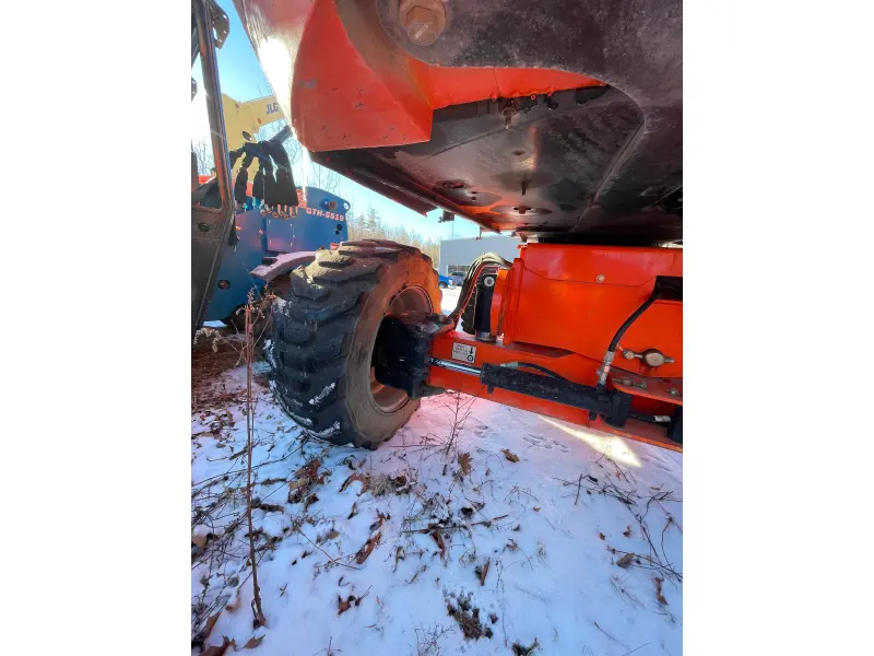 2016 JLG 660SJ