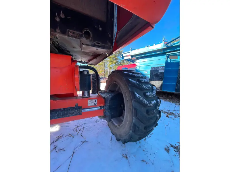 2016 JLG 660SJ