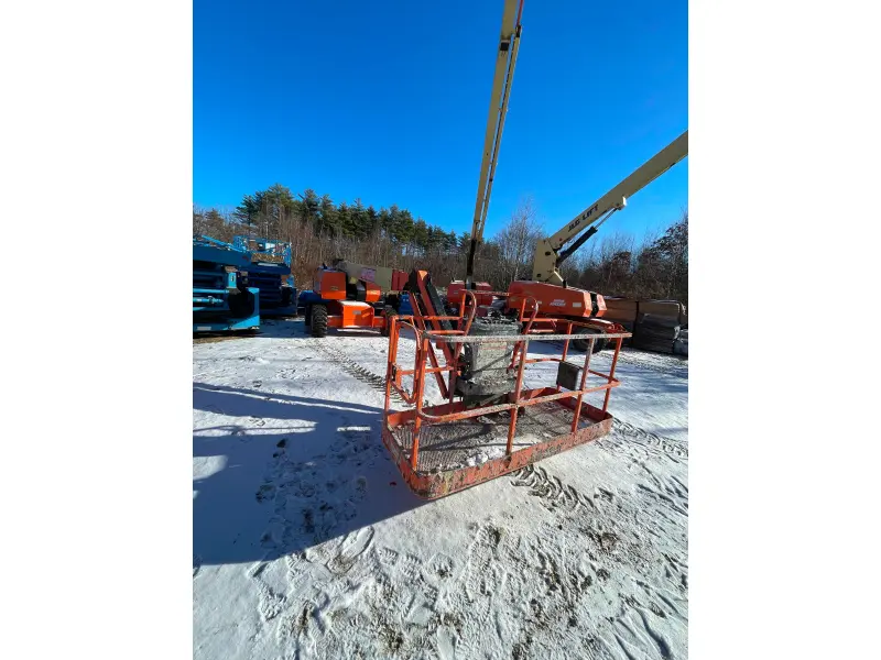 2016 JLG 660SJ