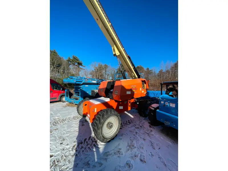 2016 JLG 660SJ
