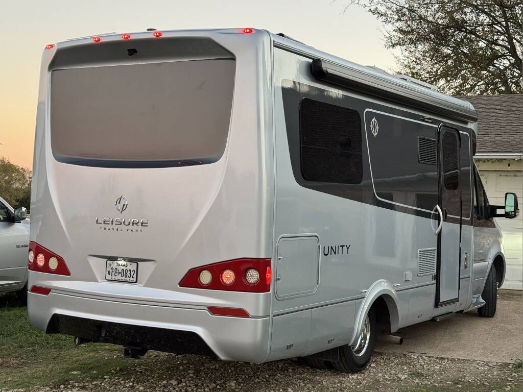 Class C Used Leisure Travel Vans Unity Class C Leisure Van For