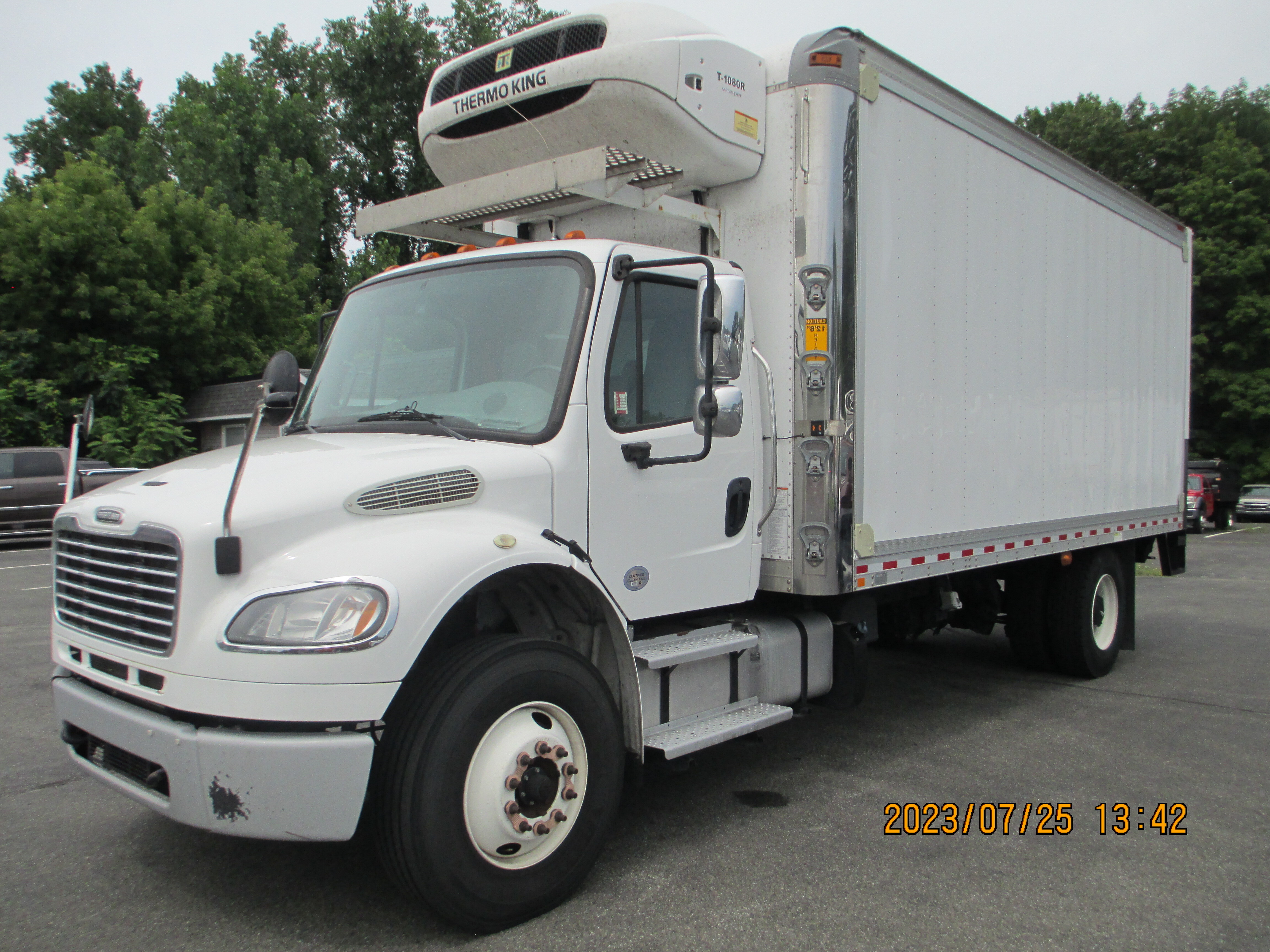 2018 FREIGHTLINER BUSINESS CLASS M2 106 in Clifton Park, NY
