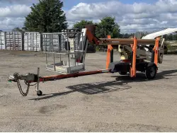 2017 JLG T500J