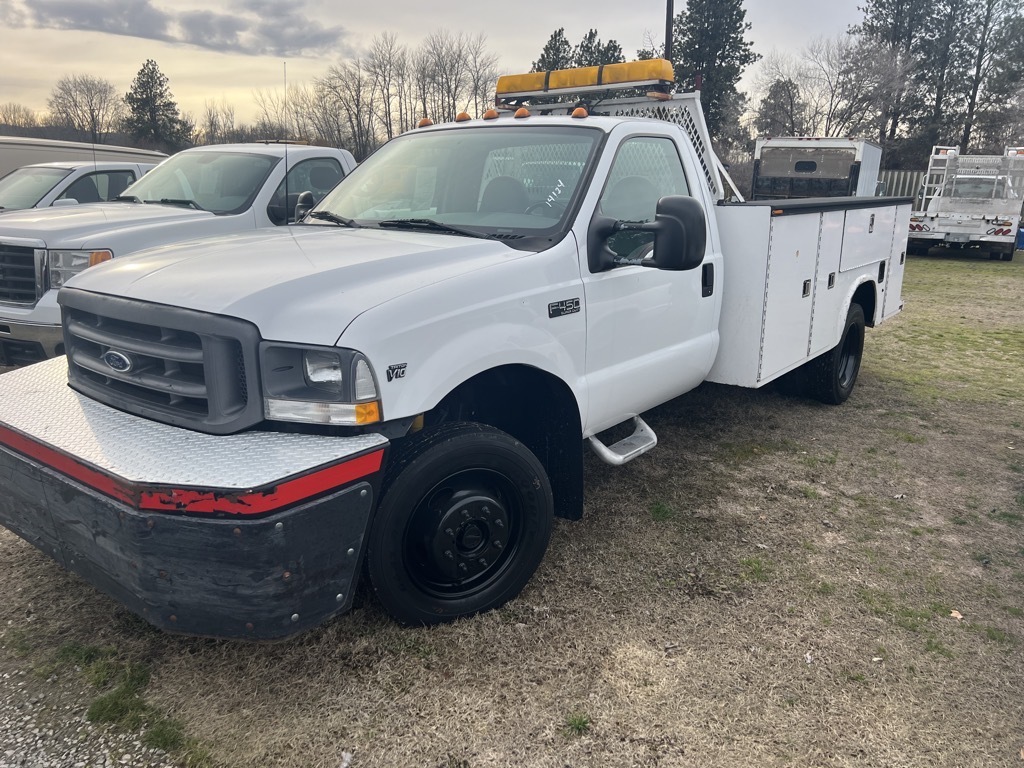 2002 FORD F450 in Yakima, WA