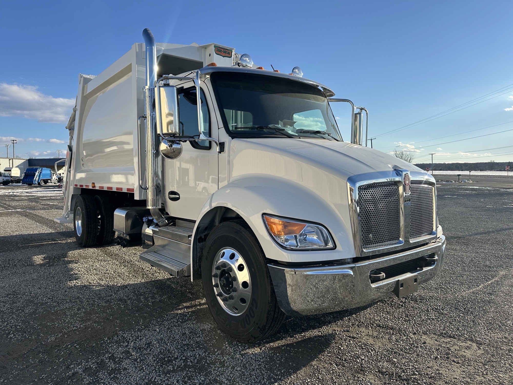 2025 KENWORTH T380 in Bealeton, VA
