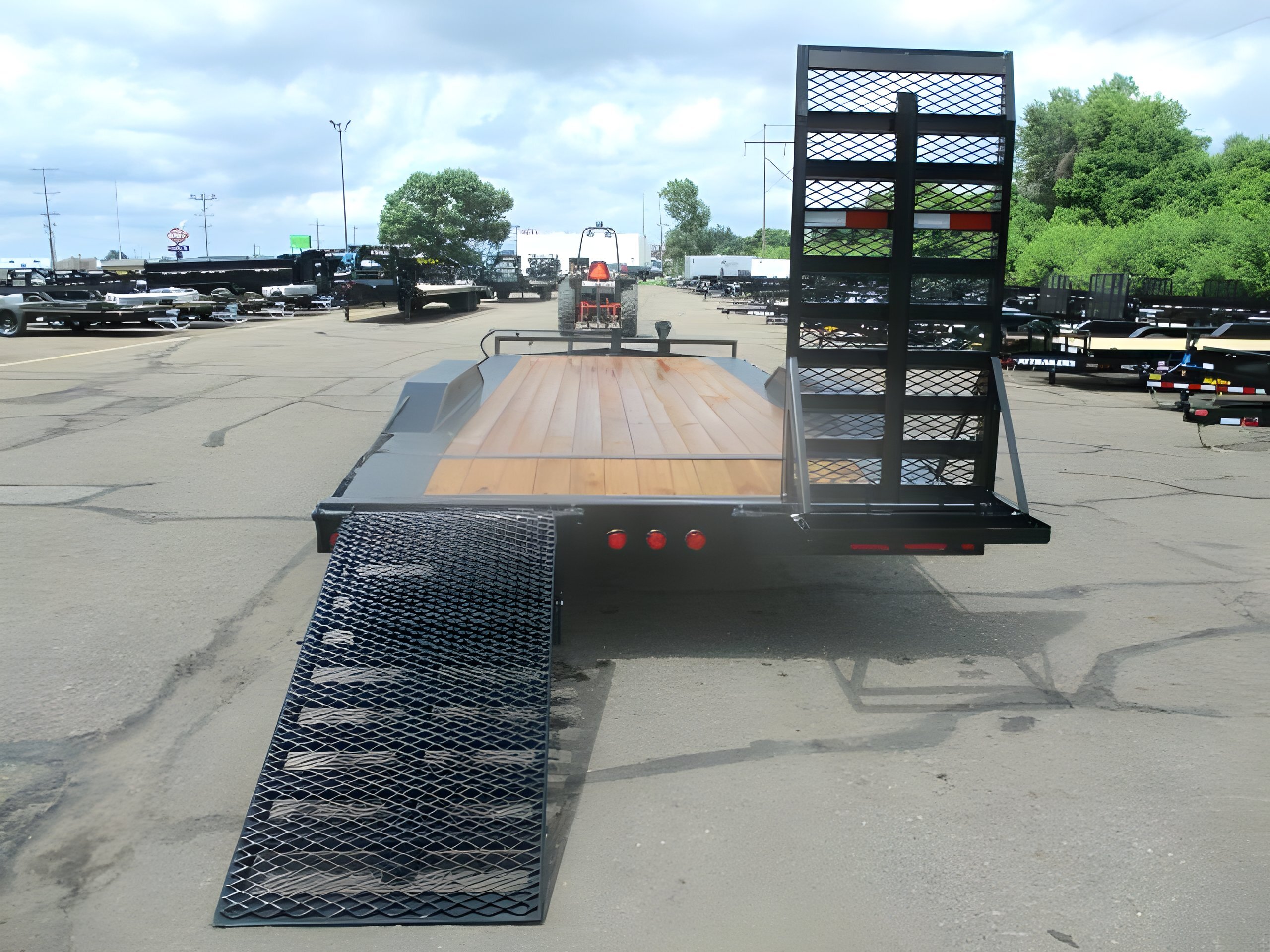 2025 PJ EQUIPMENT 22' 8K AXLES in Portsmouth, NH