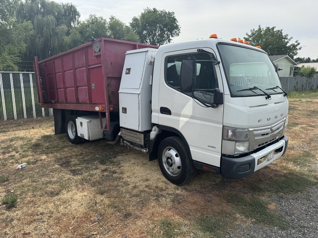 2013 MITSUBISHI FUSO FE 180 in Yakima, WA