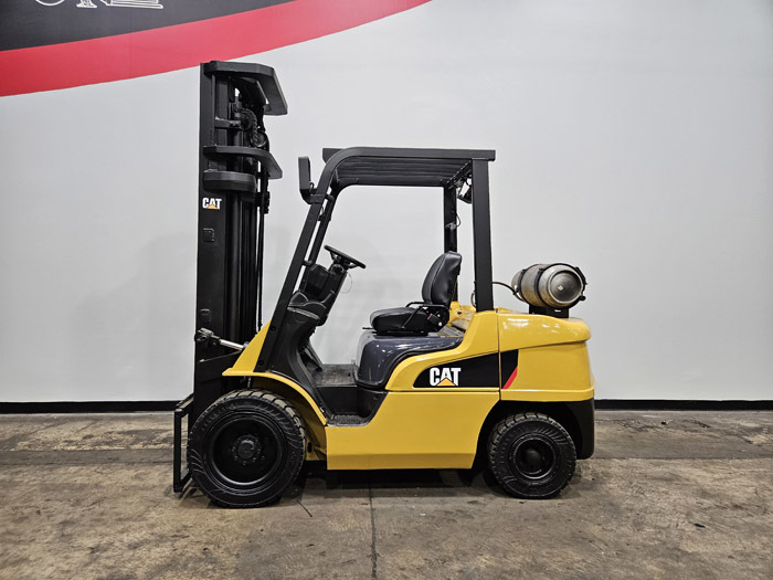 2020 CATERPILLAR GP35N in Cary, IL