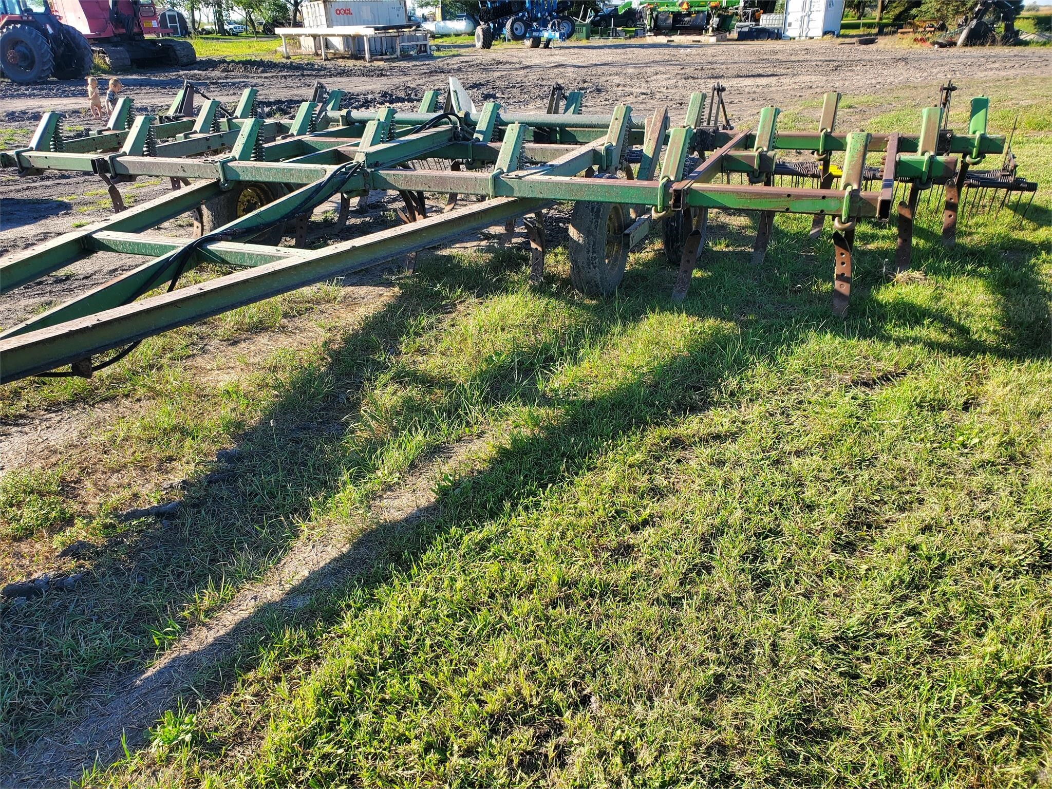 JOHN DEERE 1600 in Colfax, ND