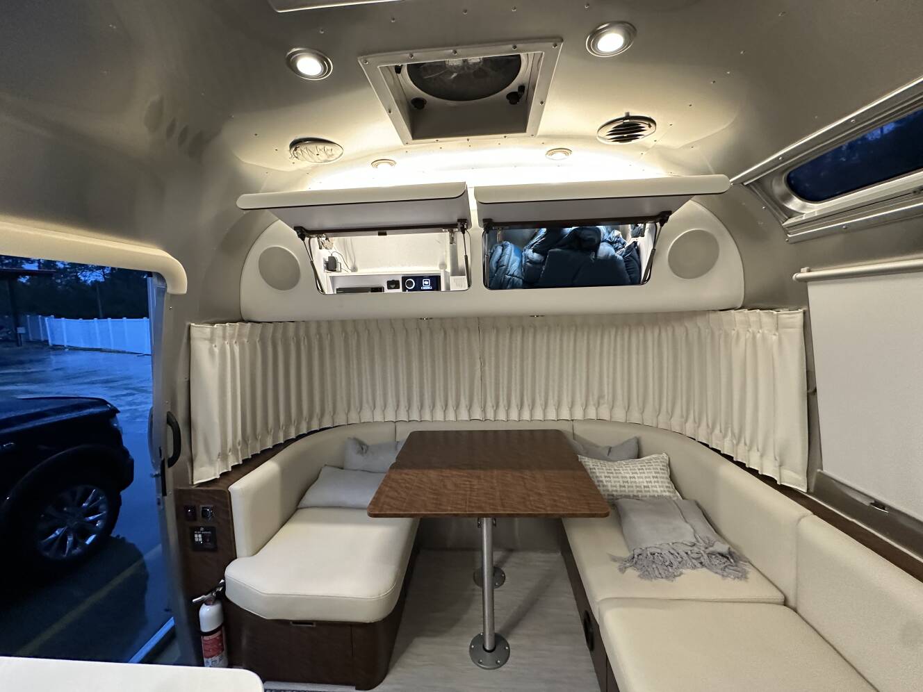 A photo of this 2022 Airstream GLOBETROTTER 27FB