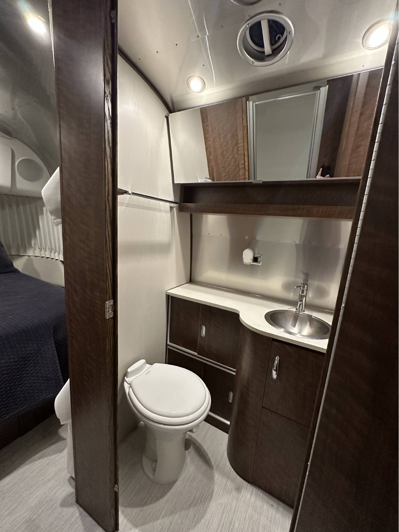 A photo of this 2022 Airstream GLOBETROTTER 27FB